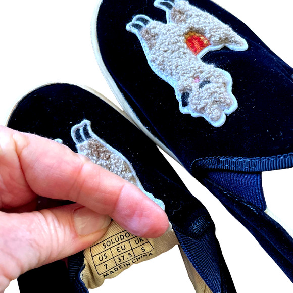 Soludos Navy Velvet Slip On Llama Sneakers EUC Size 7 - Picture 4 of 8